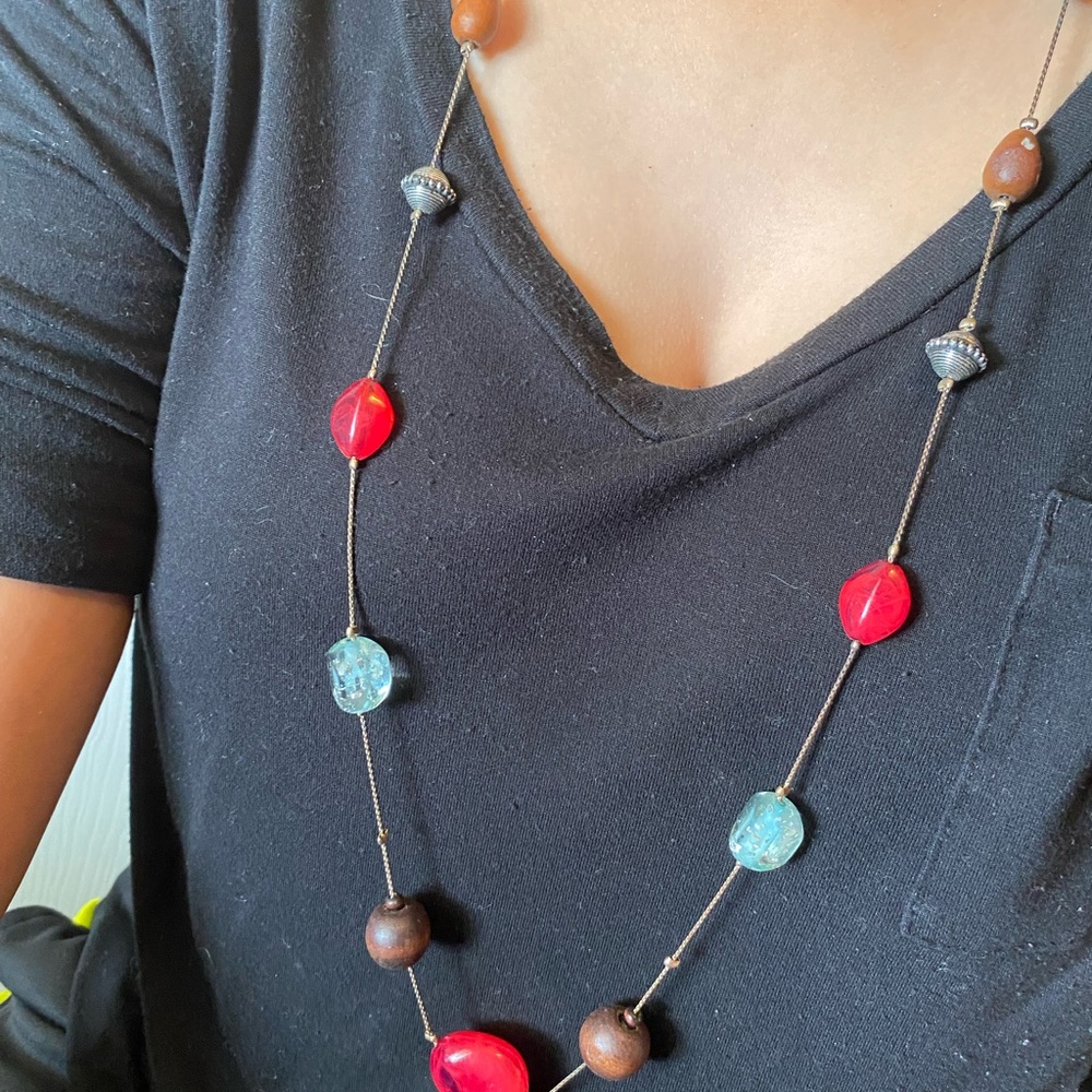 Colorful Necklace Set - Picture 2 of 6